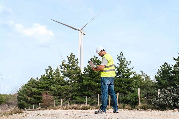 PSIcommand: Efficiency servicing the grid