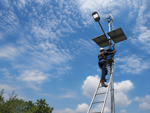 Development of the 20kV Power Distribution Network for PT. ADARO