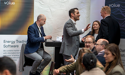 EIED 2025 exhibitors speaking to clients