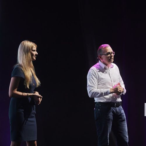 2023 Barcelona - Show & Tell - Companjon