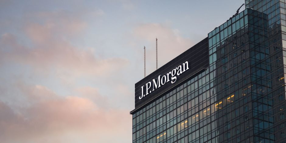 Bringing Insurance to a Customer's Fingertips: How to Create Seamless Experiences with Embedded Insurance