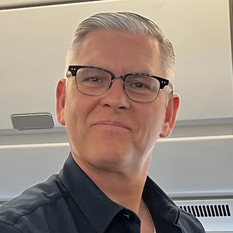 Speaker image for Ian Thompson