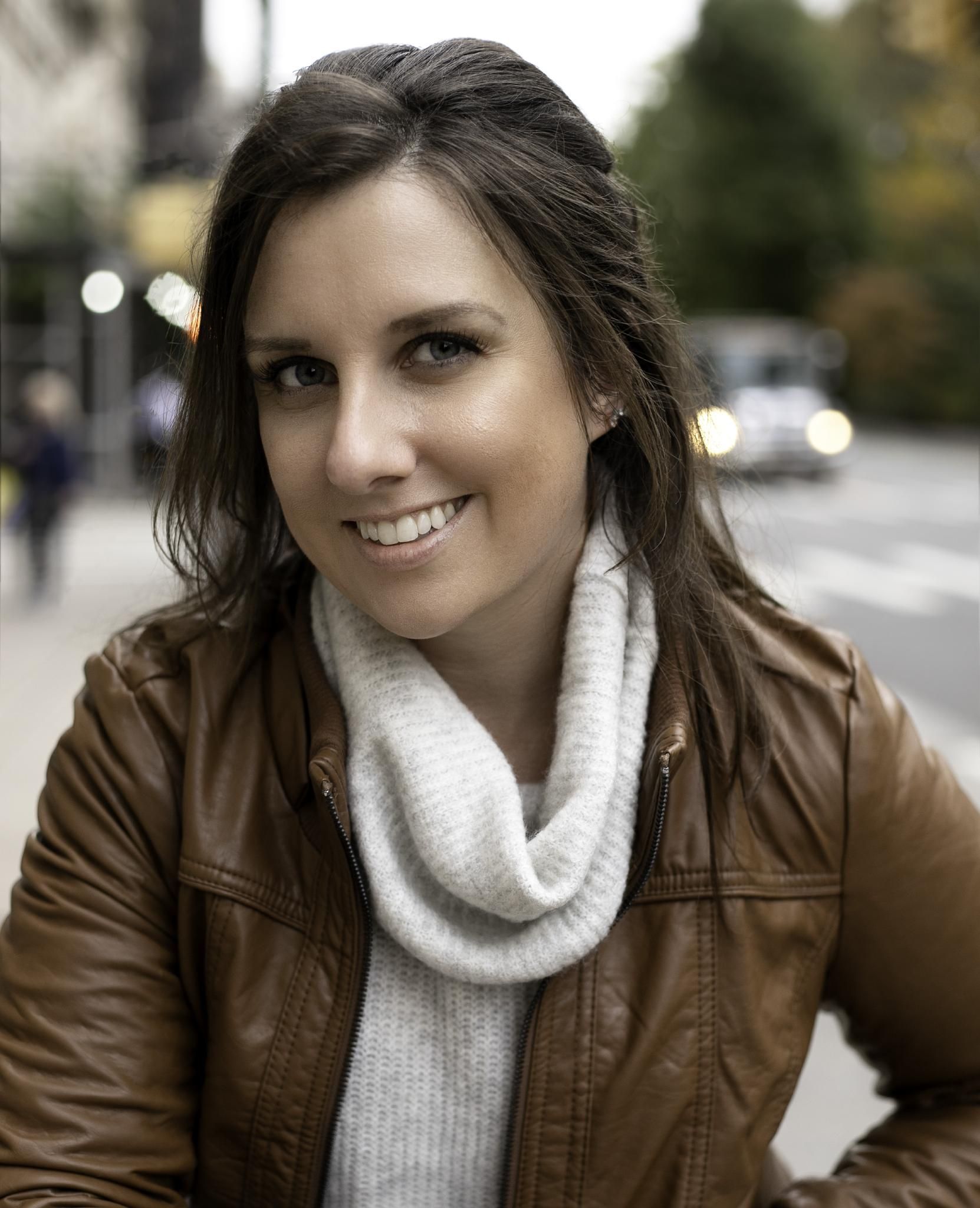 Leah Holcomb