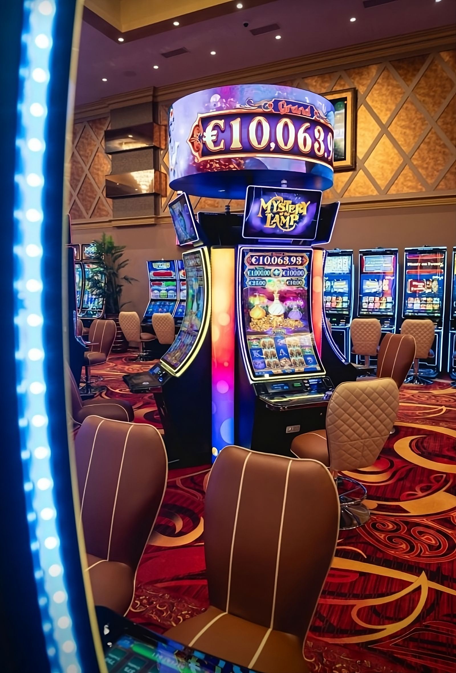 Nuvola Slot Chair