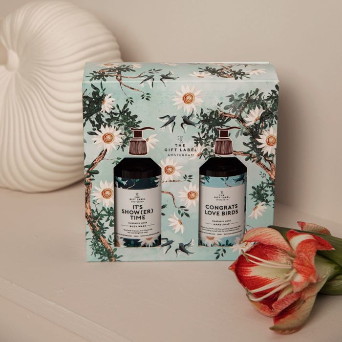 Gift Box - Congrats Love Birds