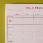 Social Media Weekly Content Planning Pad | A4 | Colourful