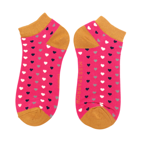 SKT012 Hearts Trainer Socks Hot Pink