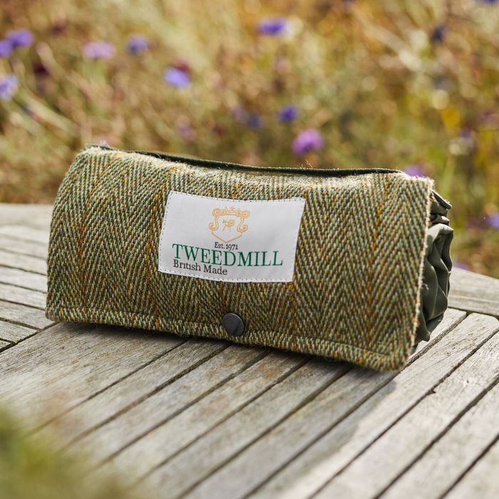 Luxury Picnic Rugs and Outdoor Accessories