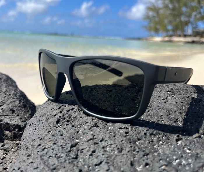 Axel Sports Polarised Sunglasses RRP 20