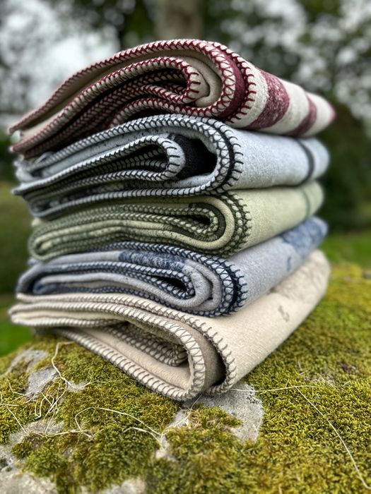 Throws/blankets