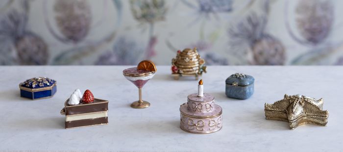 Decorative Gifts