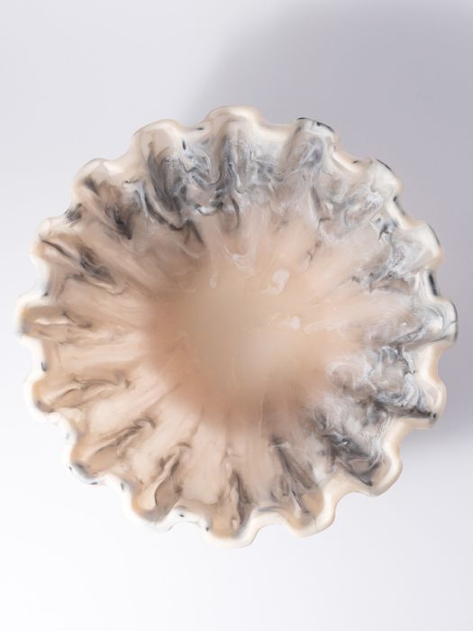 Amelia Ruffle Resin Bowl