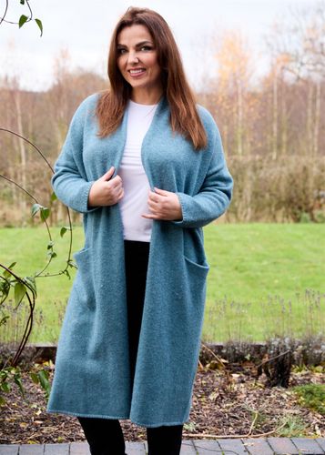 Soft Collar Cardigan