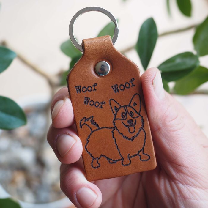 Funny dog breed leather key ring