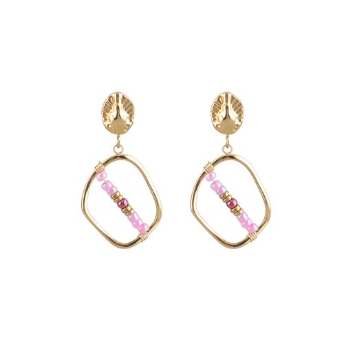 Misshape oval earring with pink diagonal bead line