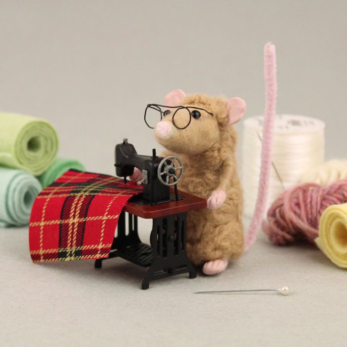 Sewing Mouse Small Needle Felt Kit