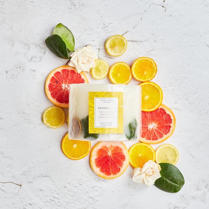 Oak Hills Grapefruit Large Botanical Candle