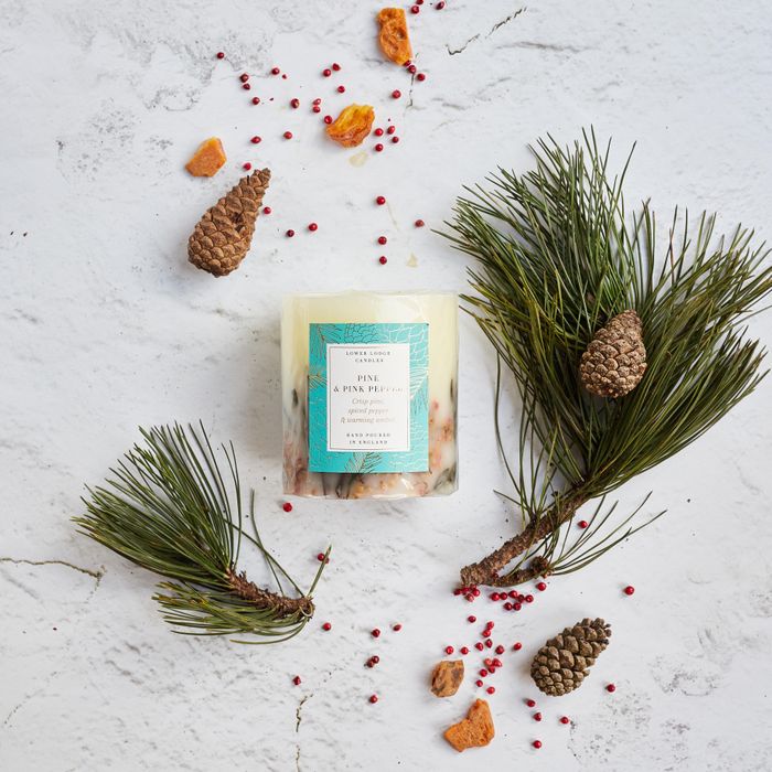 Oak Hills Pine & Pink Pepper Medium Botanical Candle