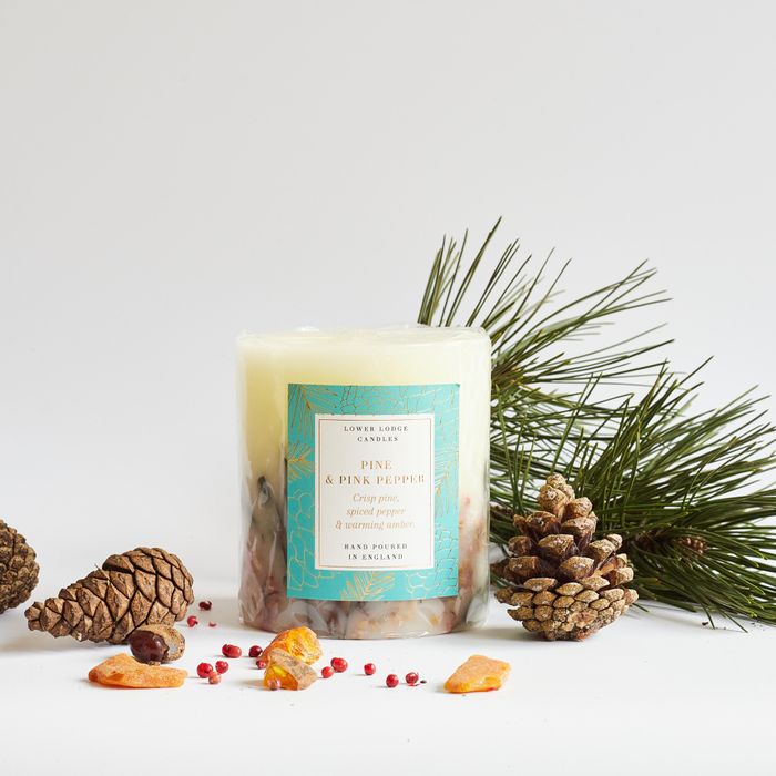 Oak Hills Pine & Pink Pepper Medium Botanical Candle