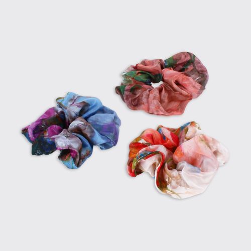 Beth Floral Scrunchies