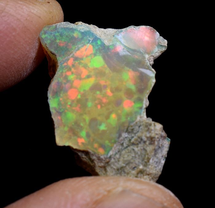 Opals at Calder Crystals