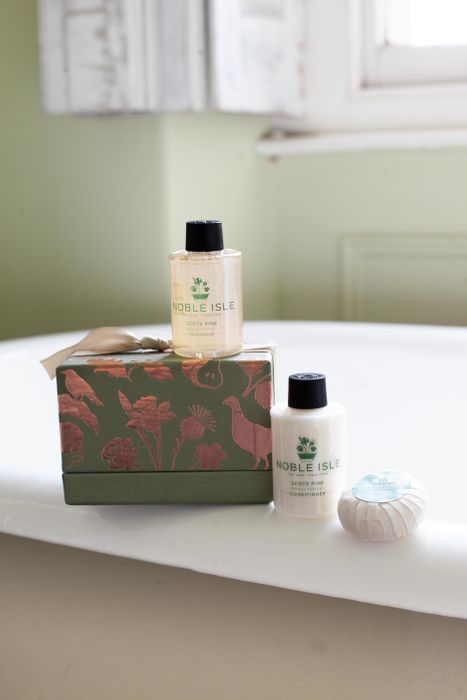 Scots Pine Luxury Small Gift Set
