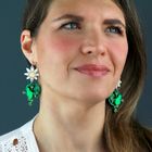 WATERLILY & FROG EARRINGS - WHITE