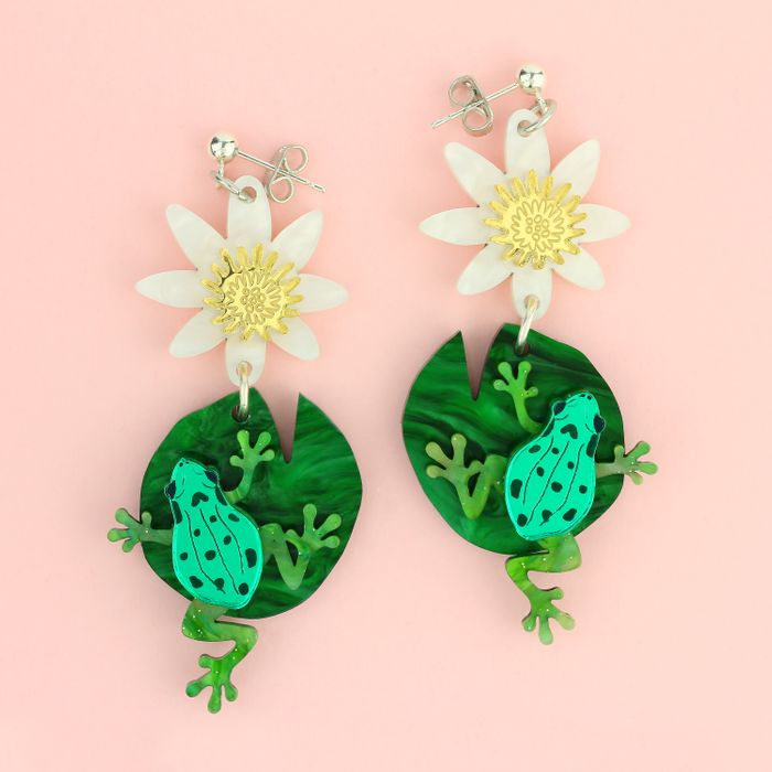 WATERLILY & FROG EARRINGS - WHITE