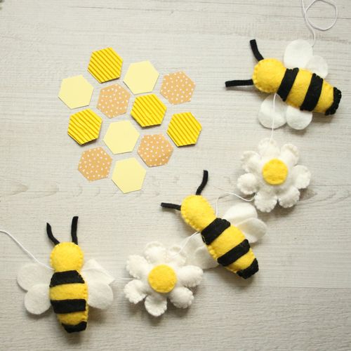Bee Felt Garland Craft Kit,