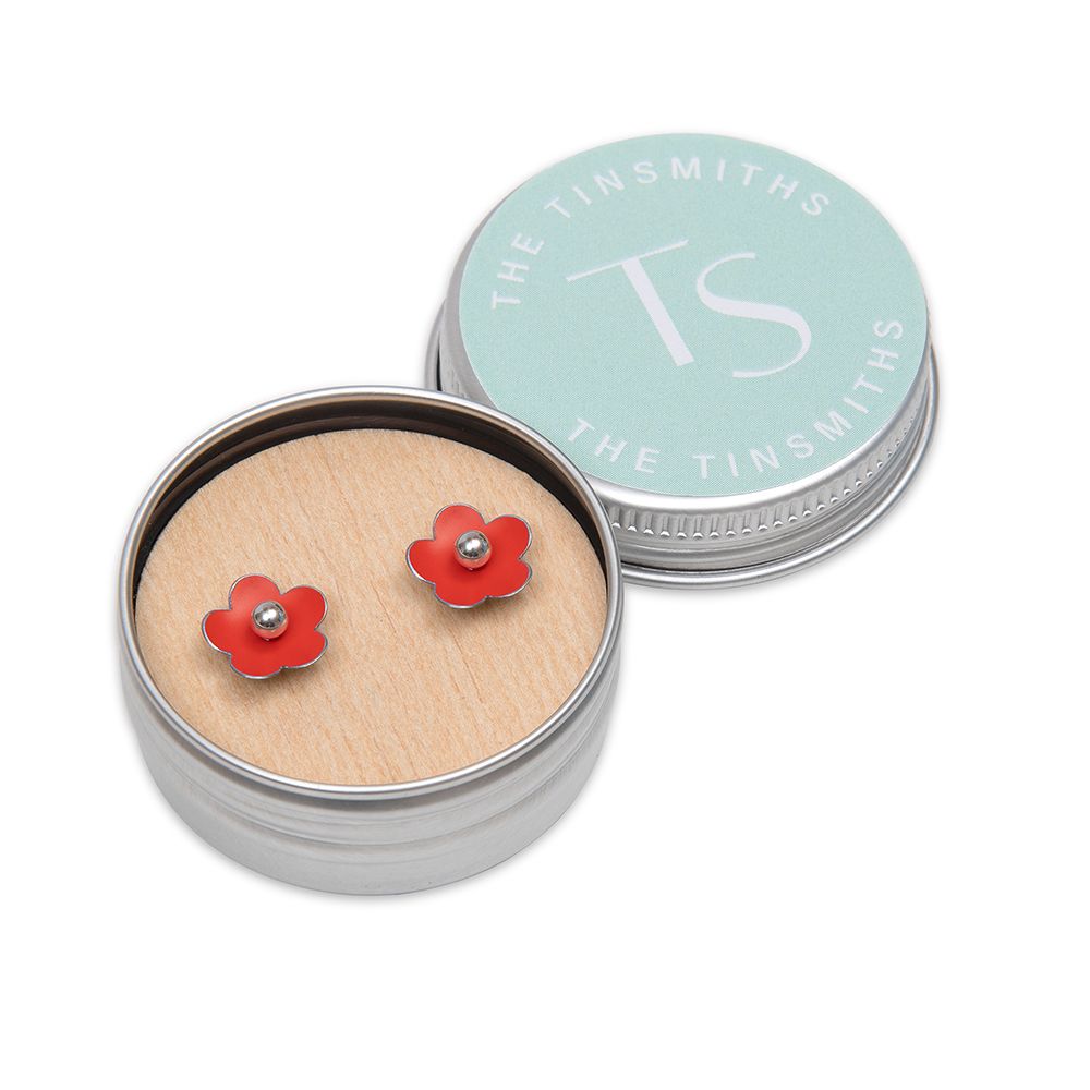 Ear studs in Tins