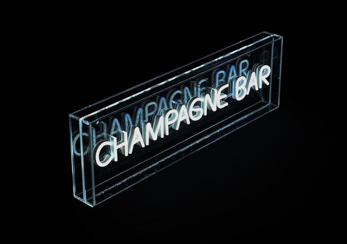 CHAMPAGNE BAR