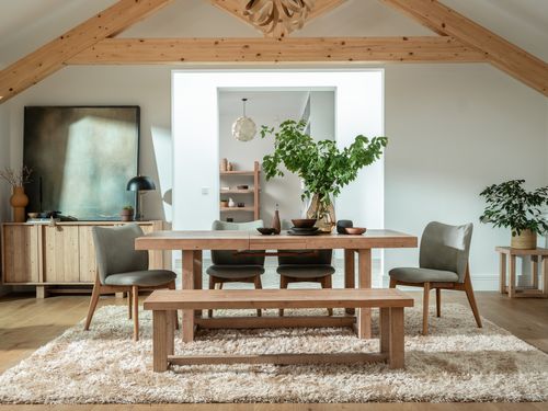 Oakley Dining