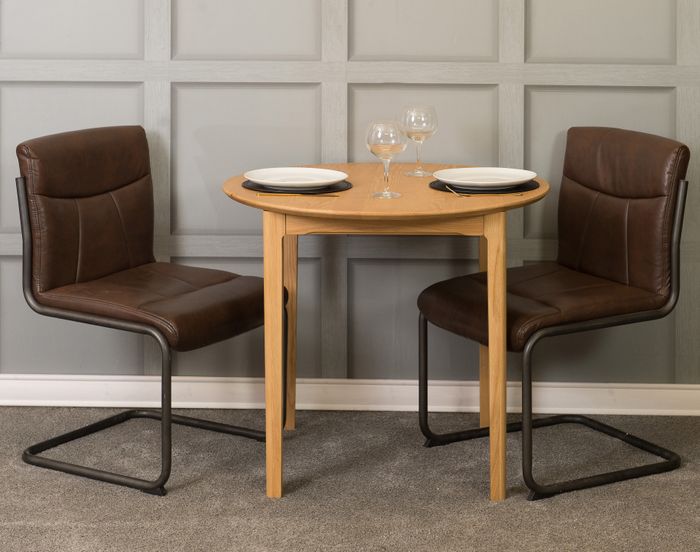 Round Breakfast Table