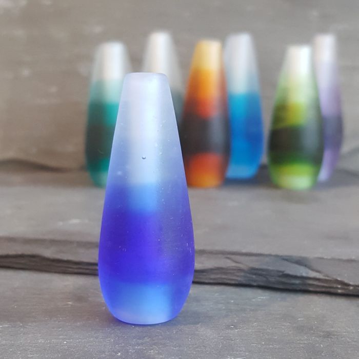 Frosted Glass Light Pull in colour gradients - Gradient Collection