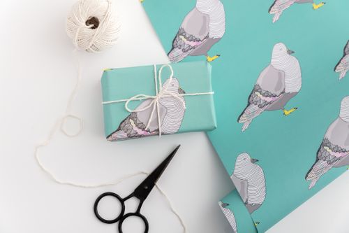 pigeons gift wrap (green)