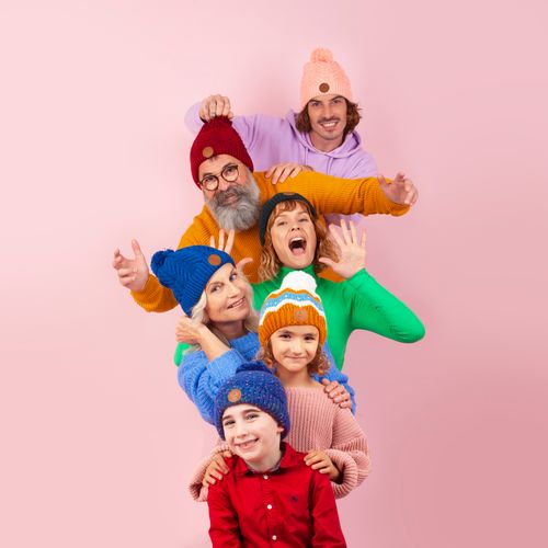 Beanie with 3 bobbles