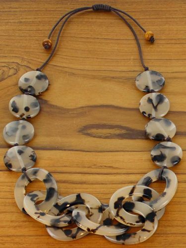 Tortoiseshell Effect Necklace