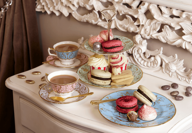 ROYAL CROWN DERBY PRESENTS THE ART OF AFTERNOON TEA AT TOP DRAWER 2018