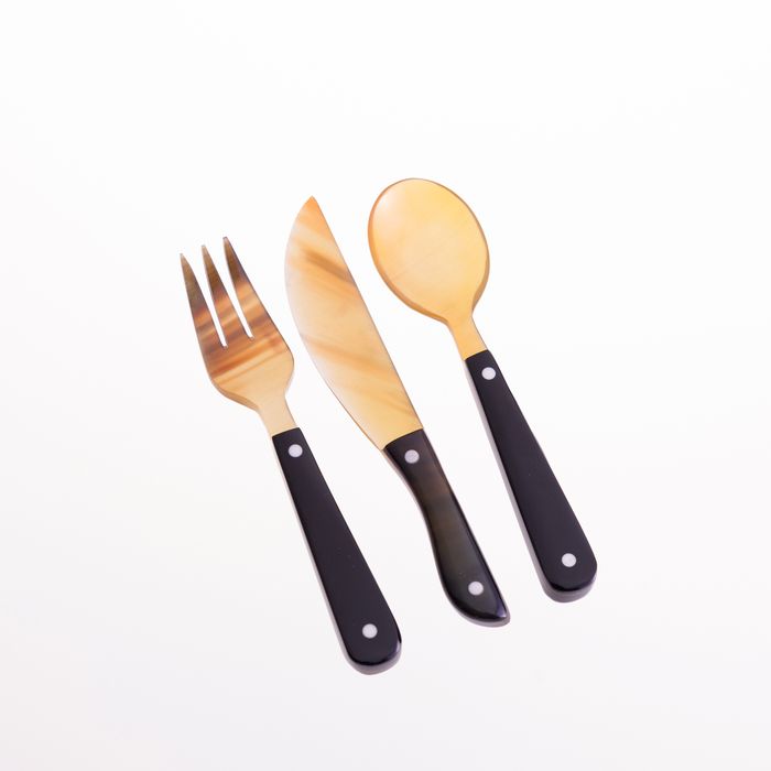 Everyday cutlery for eating on the go!