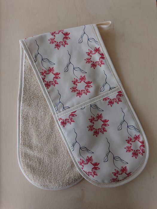 Organic Double Oven Glove - Machair Flower Red