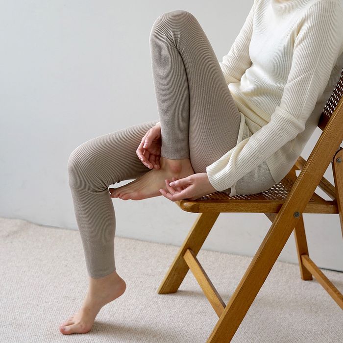 Silk Ribbed Leggings / hakne