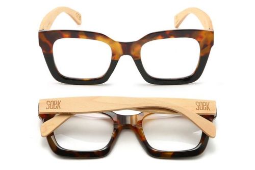 SOEK® ZAHRA TOFFEE l Wooden Blue Light Magnifying Reader