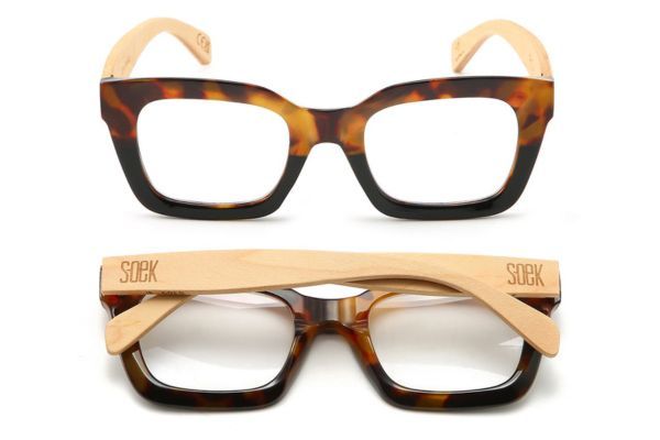 SOEK® ZAHRA TOFFEE l Wooden Blue Light Magnifying Reader
