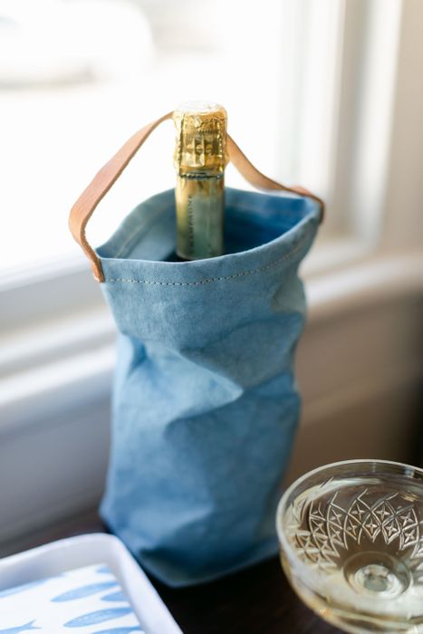 Wine Bag Carrying Tote and Cooler