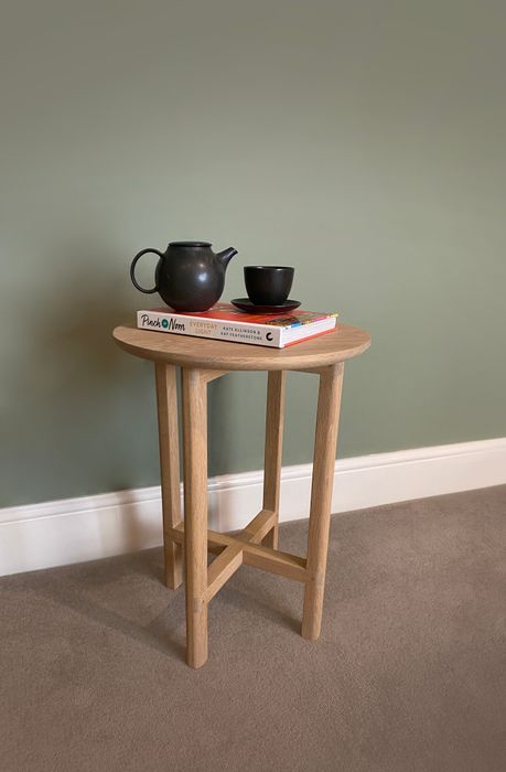 Elli side table