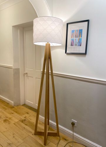Avenir Lamp