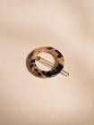 Round tortoiseshell clip
