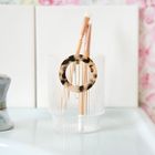 Round tortoiseshell clip