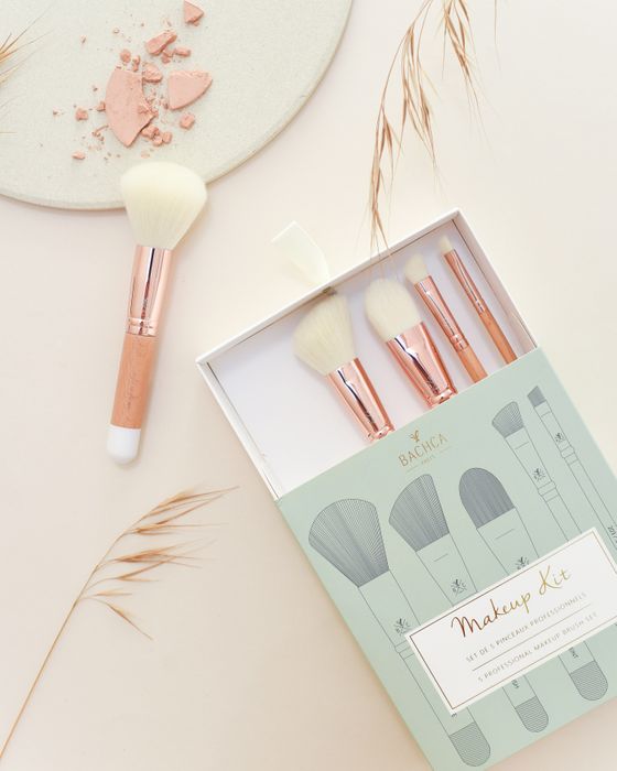 Natural Wood makeup brush Kit