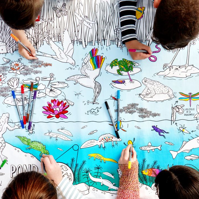 Colour-in Nature & Wildlife Tablecloth